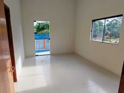 CASA EN ÑEMBY A ESTRENAR 