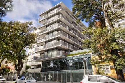 Exclusivo apartamento de 3 Dormitorios en Prestigioso Campo de Golf, con Doble Garaje.