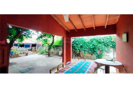 VENTA DE TERRENO CON CASA A REFACCIONAR