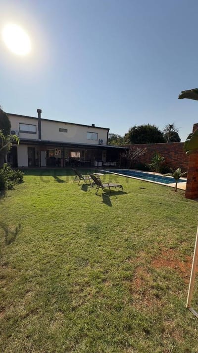 En Venta Hermosa Casa en Barrio Stma Trinidad