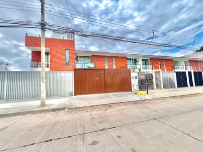 Hermosa Casa De 3 Suites En Venta