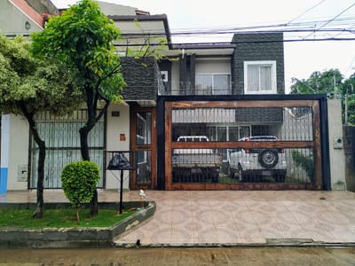 PRECIO DE OFERTA, BONITA CASA ZONA NORTE, VENTA O ANTICRETICO