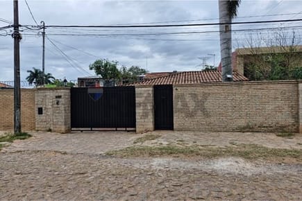 Vendo hermosa casa en Lambare Valle Apuá