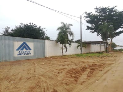 #Sobre_6to_Anillo, entre Urbanización España y Av. Santos Dumont. Terreno Amural