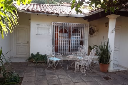 Casa en venta Ycuá Satí 