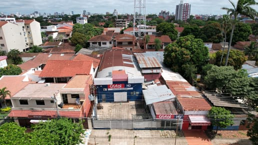 Galpón con oficinas en venta
