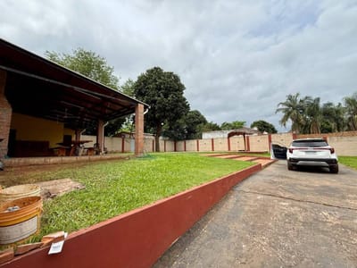 EN VENTA | CASA DE VERANO – LUQUE, LAURELTY