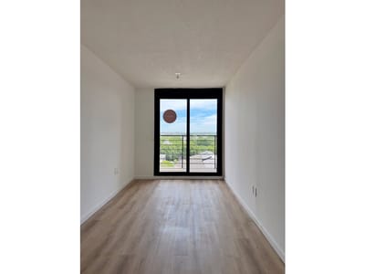 CORDÓN, un dormitorio, balcón, a estrenar