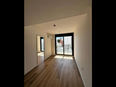 CORDÓN, un dormitorio, balcón, a estrenar