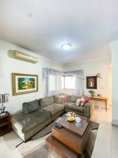 Opción en cartera: EN ALQUILO HERMOSA RESIDENCIA EN FERNANDO DE LA MORA ZONA SUR