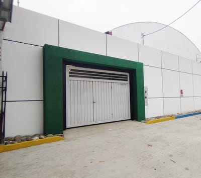 AMPLIO GALPON  EN ALQUILER, ZONA OESTE Y 4TO ANILLO