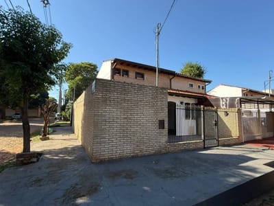 Alquilo dúplex de 3 dormitorios en esquina - Tercer Barrio, Luque