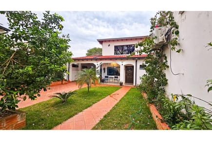 Casa - Venta - San Lorenzo, Paraguay