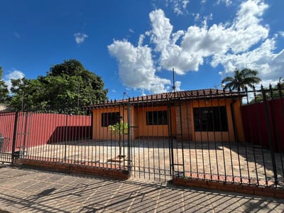 EN VENTA CASA EN VILLA ELISA 3 BOCAS