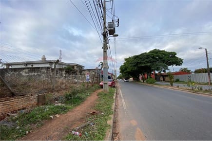 Alquilo Terreno en San Lorenzo Av Pastora Céspedes