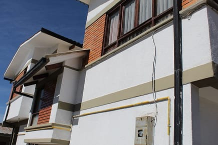 VENDO CASA $us. 170.000 CIUDAD SATELITE 