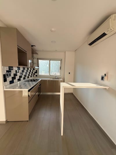 AVD. SANTÍSIMA TRINIDAD EN VENTA DEPARTAMENTO DE 1 DORMITORIO CON COCHERA