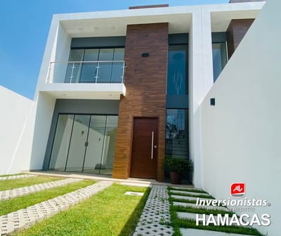 CASA A ESTRENAR EN VENTA Av. Roca y Coronado entre 3er y 4to 
