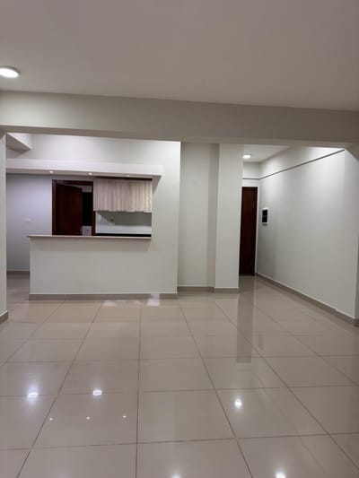 En alquiler departamento de 3 dormitorios en el Barrio San Vicente - Asunción 