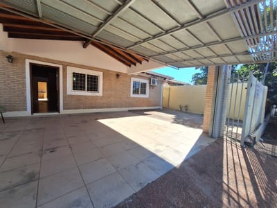 Casa en venta – San Antonio