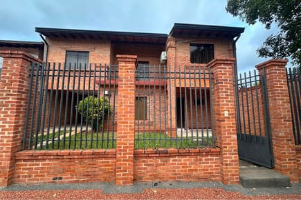 alquilo casa en lambare 