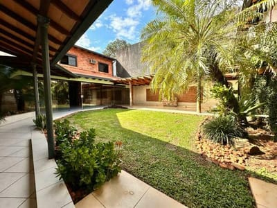 VENDO HERMOSA CASA EN BO. RECOLETA