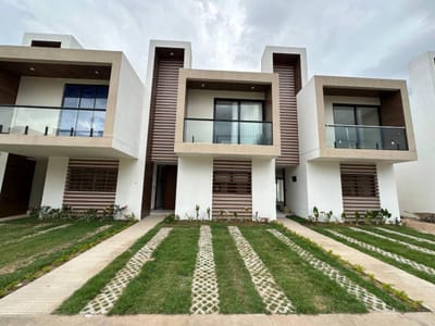 Casa En Venta, Condominio Portales Del Norte
