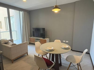 EN ALQUILER DEPARTAMENTO AMOBLADO EN LOS LAURELES