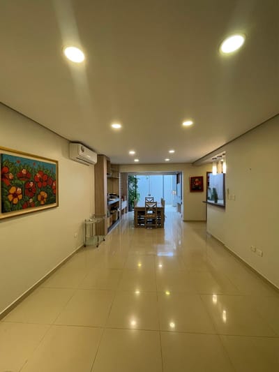 ALQUILO DUPLEX EN BARRIO MBURUCUYÁ