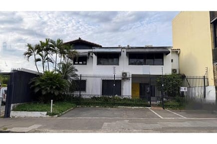 Casa-Venta-Ciudad Nueva, Asunción
