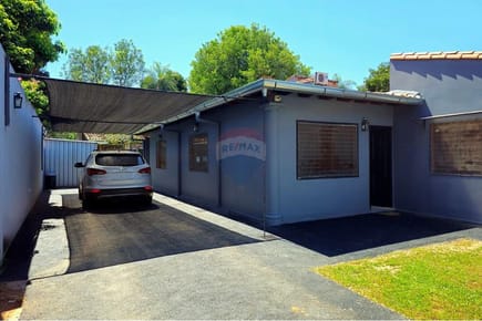 Casa - Venta - Luque, Central, Paraguay