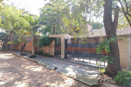 Vendo casa en Fernando de la Mora 