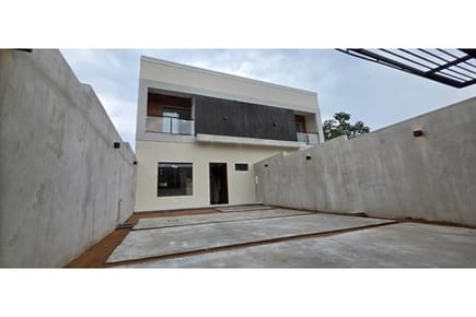 VENDO DUPLEX A ESTRENAR EN LAMBARE