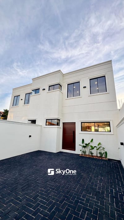VENDO DUPLEX EN LUQUE EXELENTE UBICACION