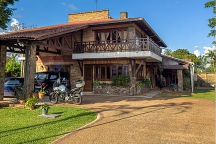 Residencia en Venta 1.620 m² | Fernando de la Mora Zona Norte