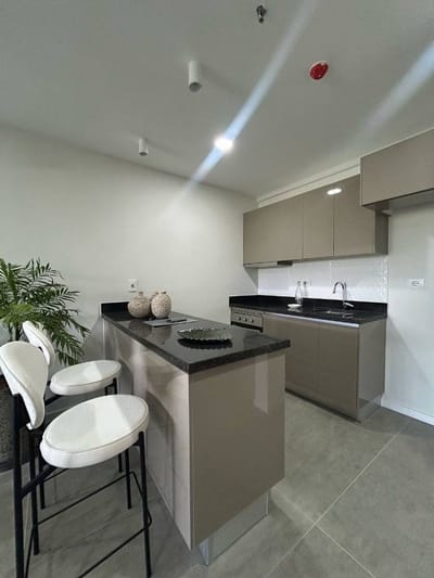 Vendo departamento 2 habitaciones con cochera MBURUCUYA 