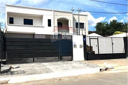 Oferta duplex en lambare . Santo Domingo