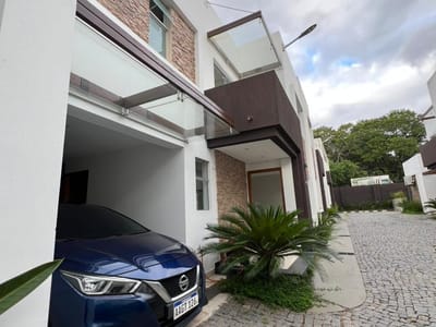 ALQUILO CASA EN CONDOMINIO EN BARRIO ITA ENRAMADA