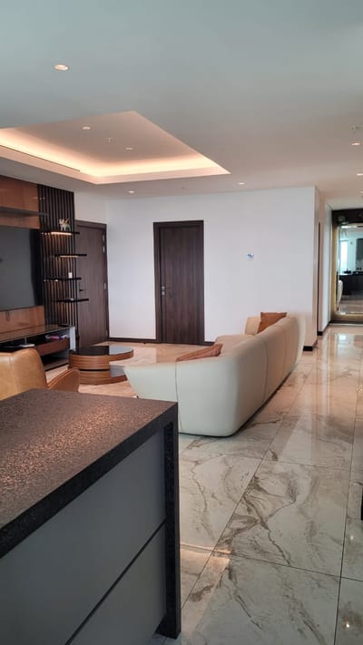DEPARTAMENTO AMOBLADO DE LUJO EN ALQUILER - GREEN TOWERS (EQUIPETROL)