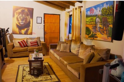 Casa En Venta En Barrio Pettirossi - Asunción