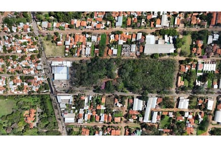 VENDO UNA HECTAREA SOBRE AVDA EN LUQUE