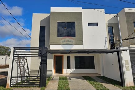 VENTA DUPLEX DE 3 HABITACIONES ALTO PINAR LUQUE   J.A.