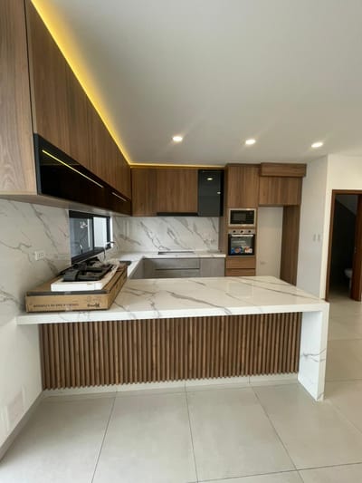 En Alquiler | Casa a Estrenar en Condominio del Urubo