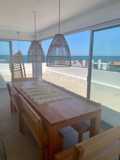 Esturion residence
