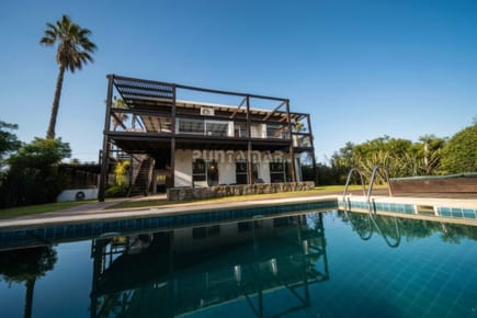 INVERSIÓN EN  EL CHORRO VENTA DE CASA 5 DORMITORIOS