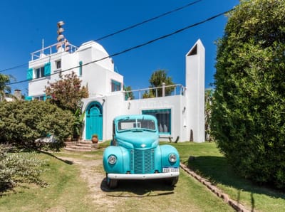 CERCA DE LA PLAYA, CASA A LA VENTA EN EL  CORAZON DE LA BARRA