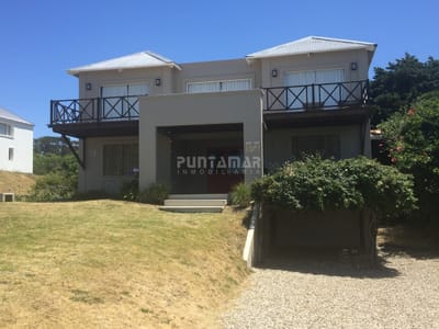 Casa en alquiler en Montoya, vista al mar