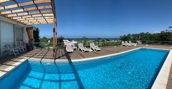 DEPARTAMENTO EN PUNTA BALLENA CON EXCELENTES VISTAS
