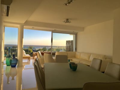 APARTAMENTO EN ALQUILER ZONA DE MANANTIALES CERCA DE PLAYA BIKINI