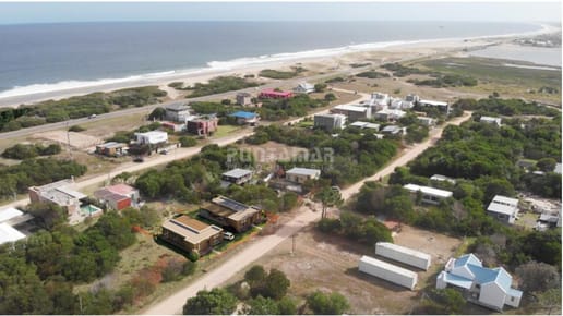VENTA DE CASA A ESTRENAR EN LA JUANITA A PASOS DEL MAR